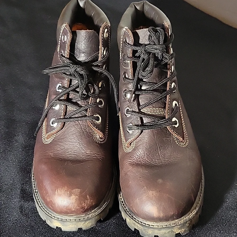 TIMBERLAND Boy's 5 Distressed Leather Boots